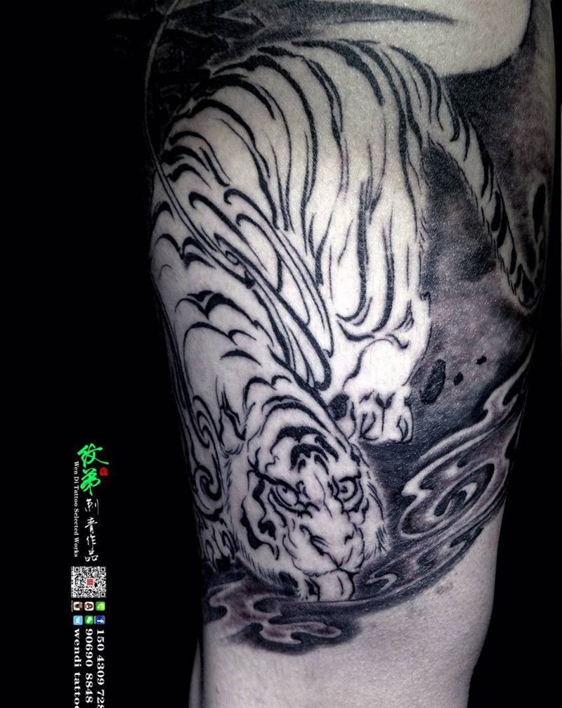 无上风~饮水老虎纹身图片_成品腿部传统动物纹身图案