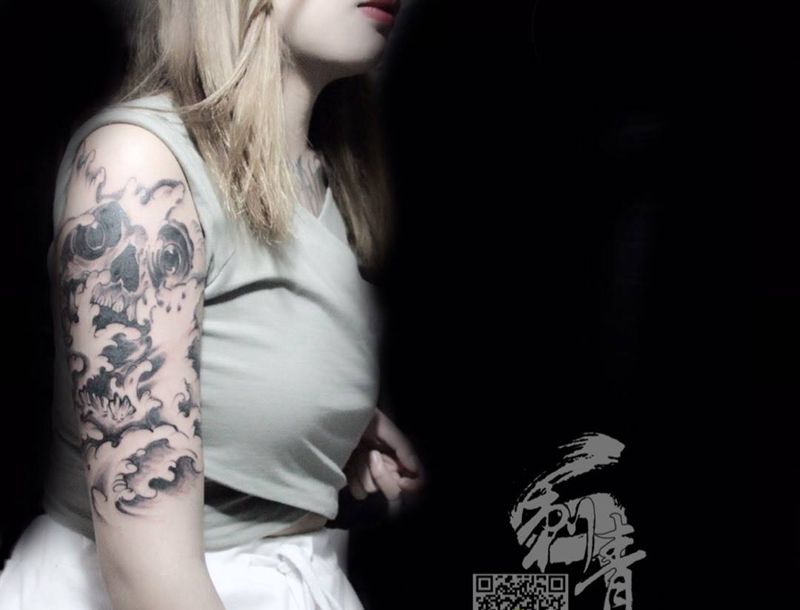 骷髅纹身图片_成品手稿鬼神清新传统手臂纹身图案