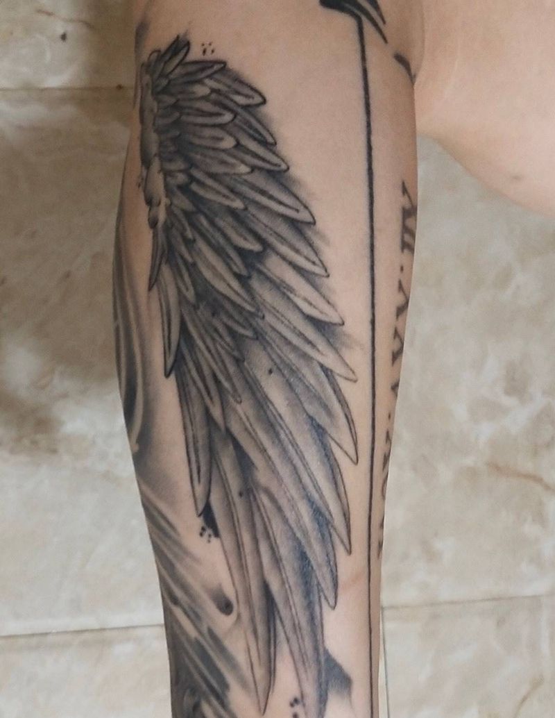 翅膀纹身图片