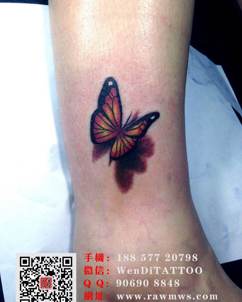 3D蝴蝶纹身图片_成品脚部腿部传统清新动物纹身图案