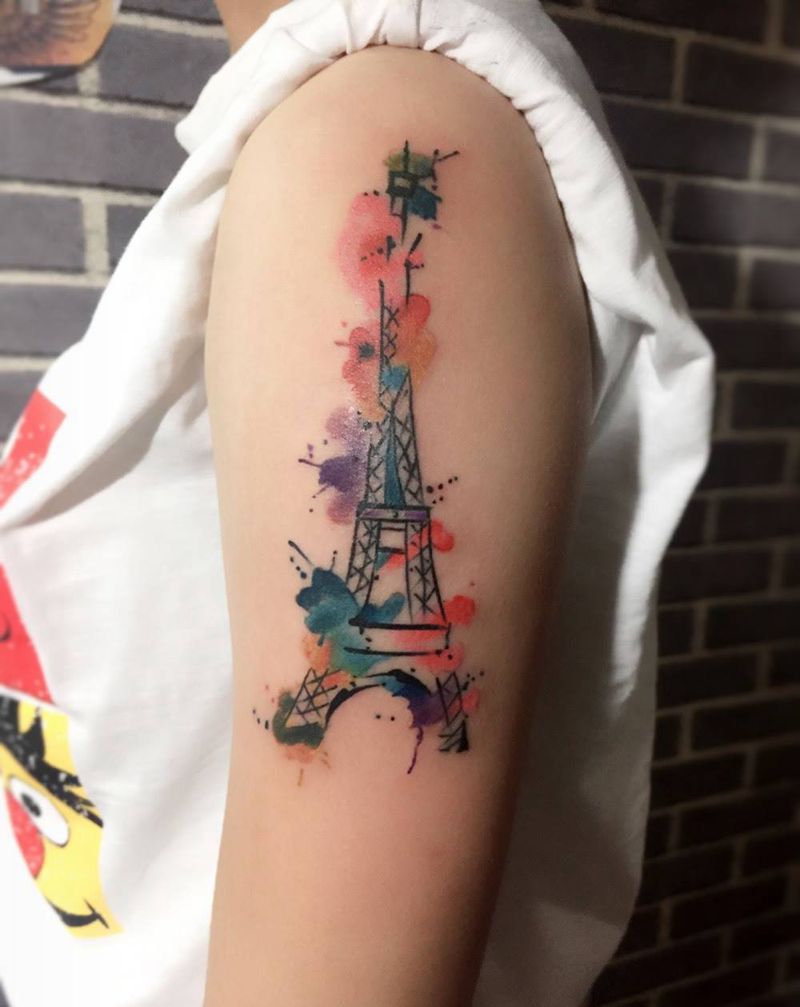 水彩埃菲尔铁塔纹身图片
