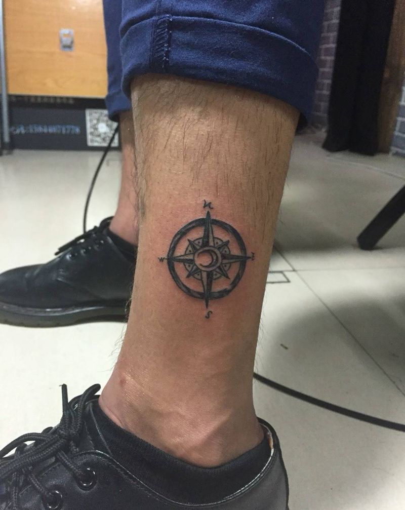 指南针纹身图片