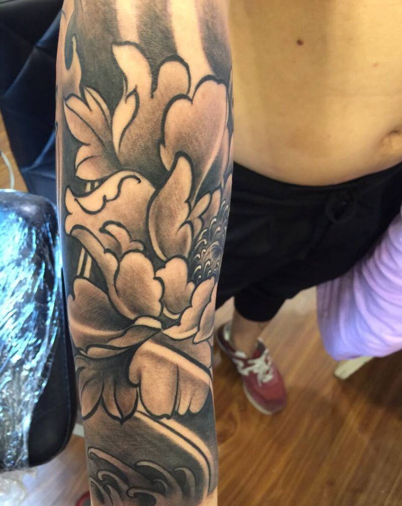 小花臂纹身图片