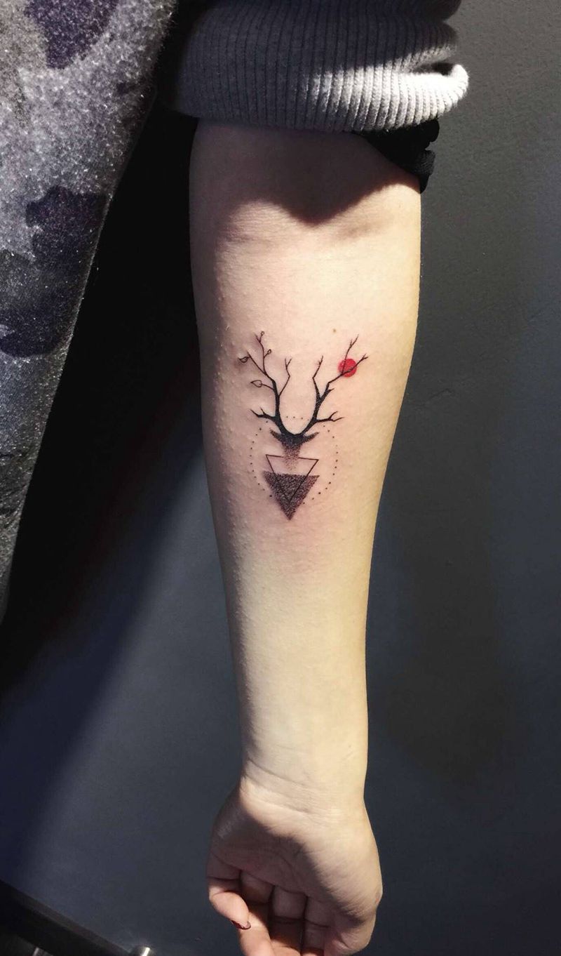 鹿角小清新纹身图片