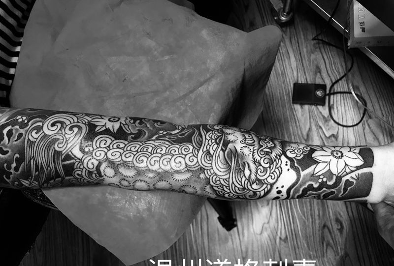 日式狮子纹身图片