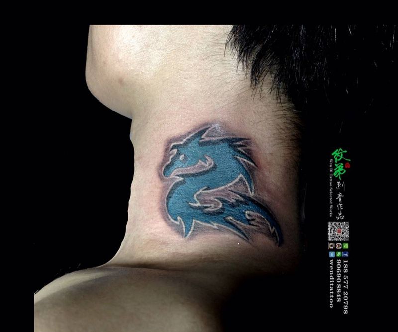 3D龙纹身图片_成品颈部清新动物纹身图案