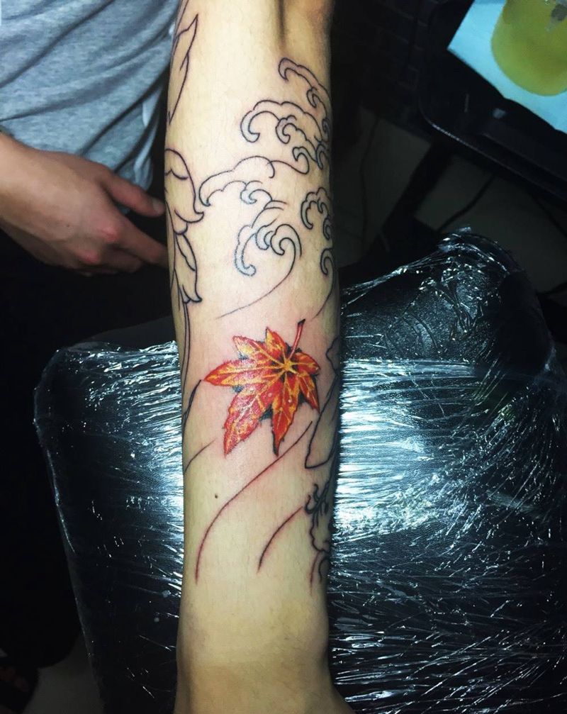 枫叶纹身图片