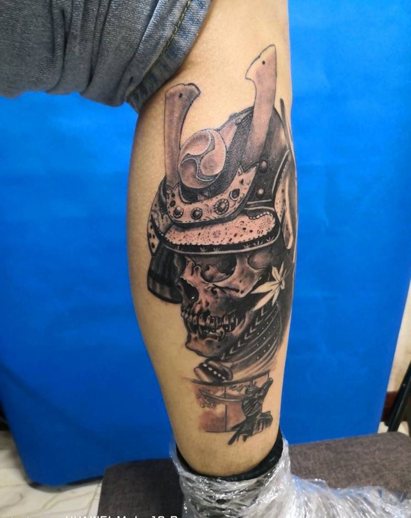 骷髅武士纹身图片_腿部纹身图案