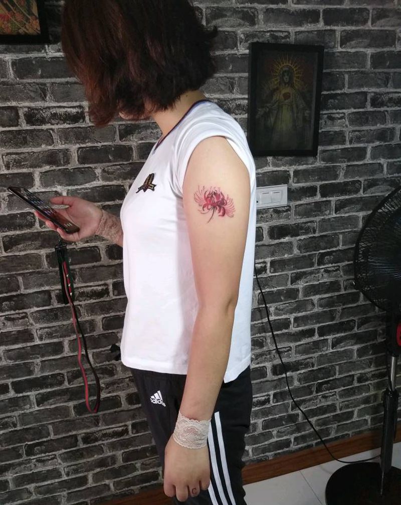 彼岸花纹身图片