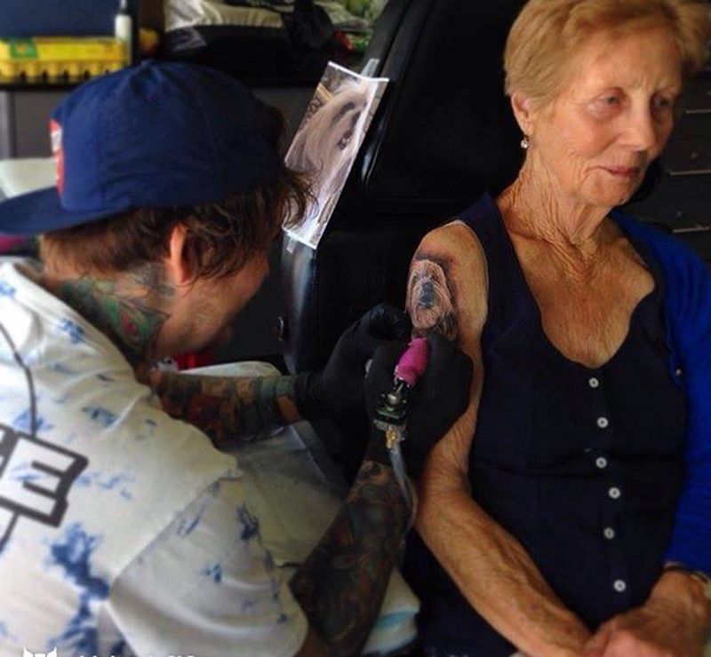 ……!纹身图片_肩部手臂欧美人物纹身图案