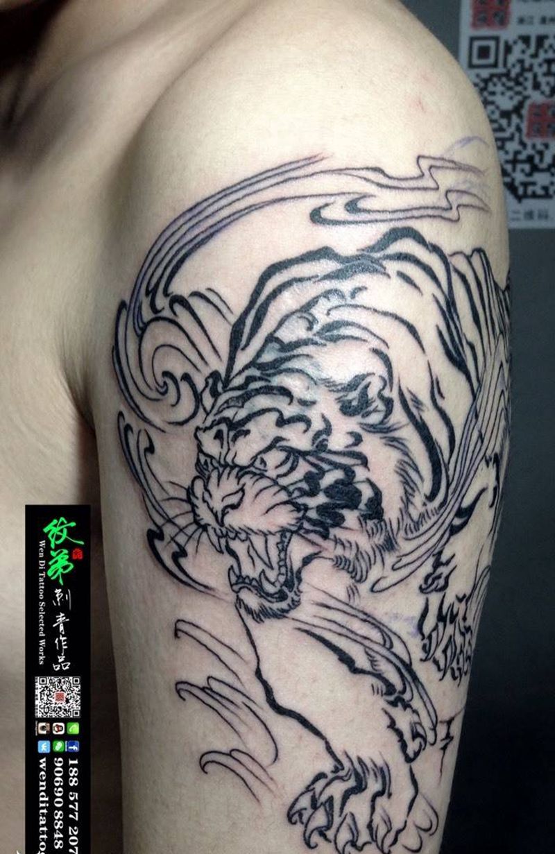 跳涧虎纹身图片_背部手臂传统动物纹身图案