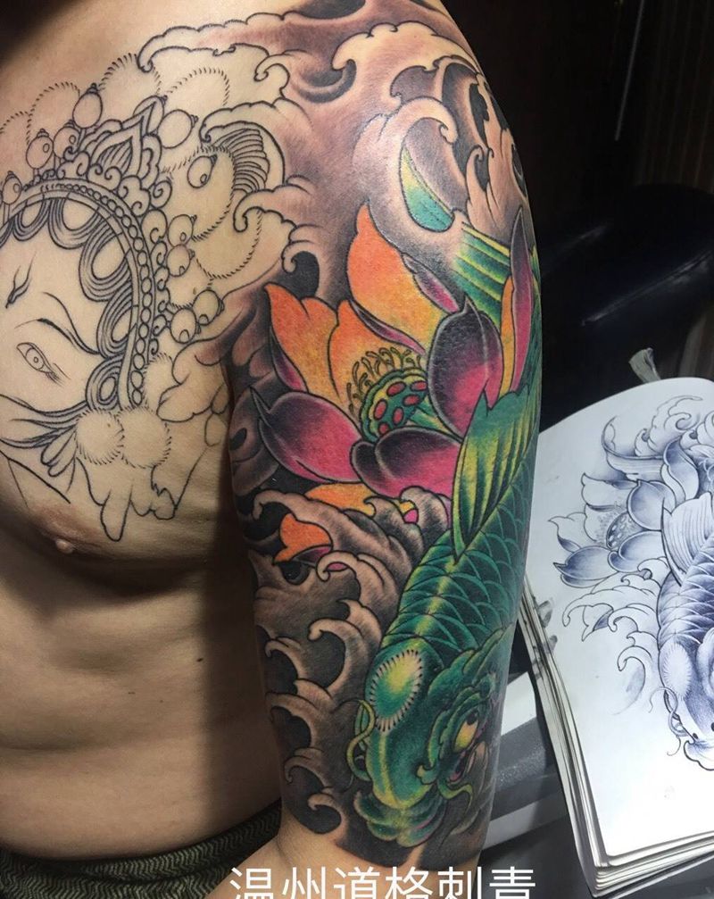 鲤鱼遮盖纹身图片