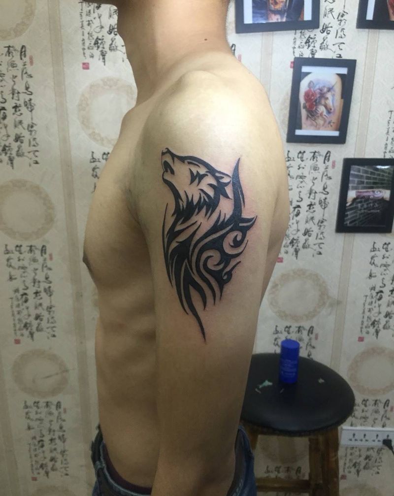 图腾狼纹身图片