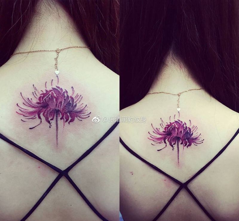 彼岸花纹身图片