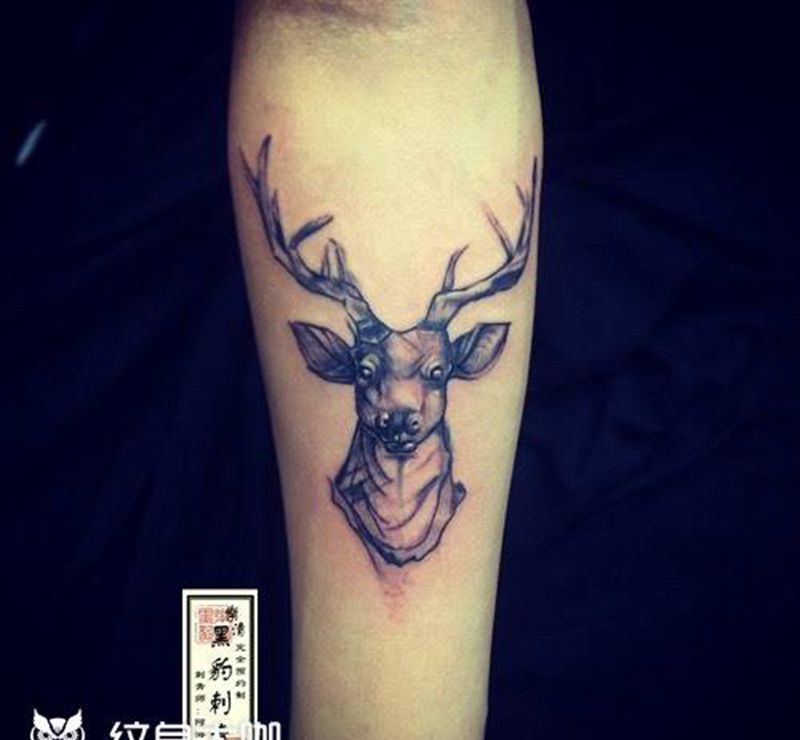 鹿头纹身图片
