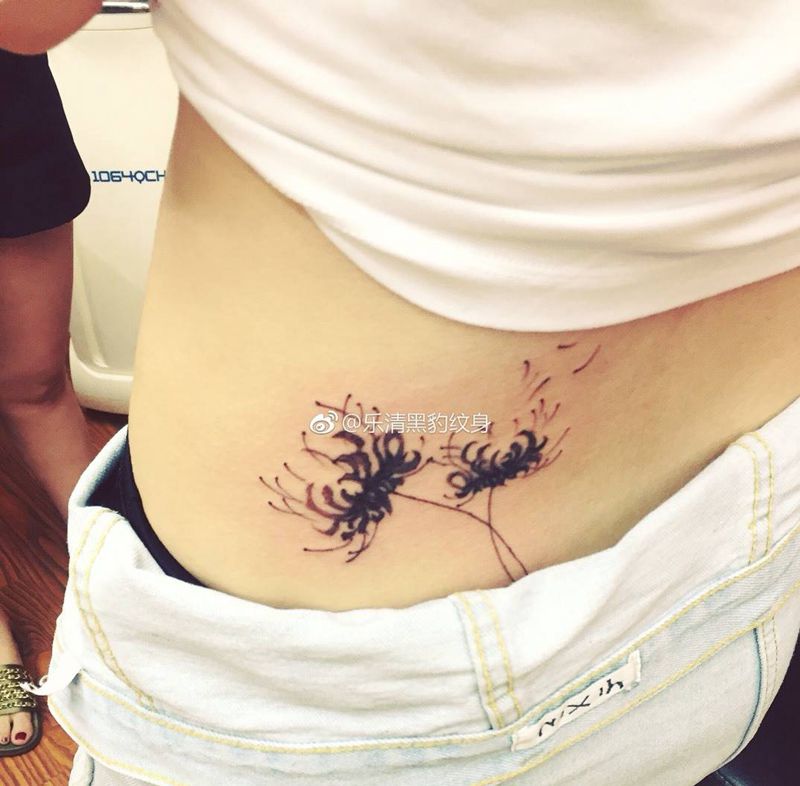 彼岸花纹身图片