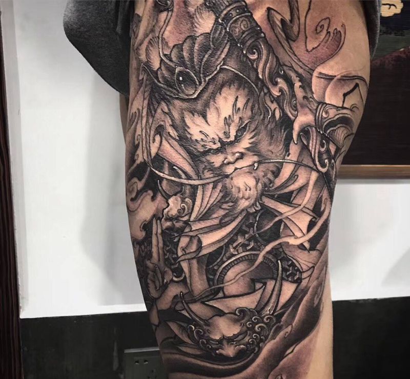 美猴王纹身图片_成品腿部纹身图案