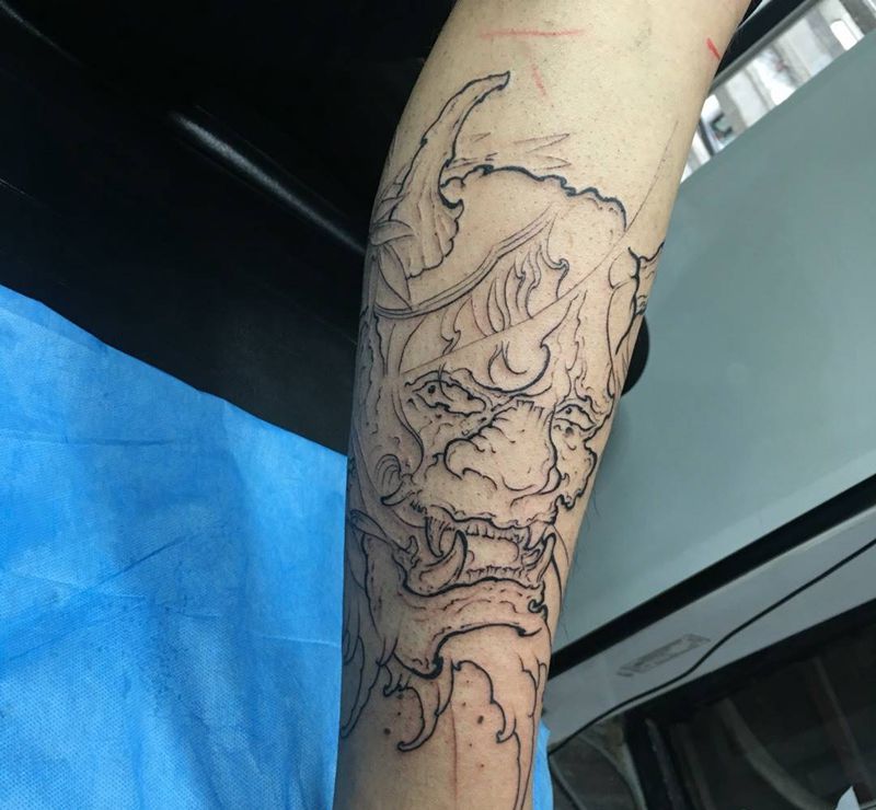 般若线条纹身图片