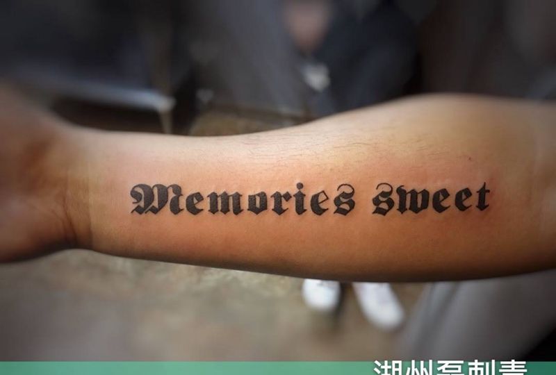 字母纹身图片