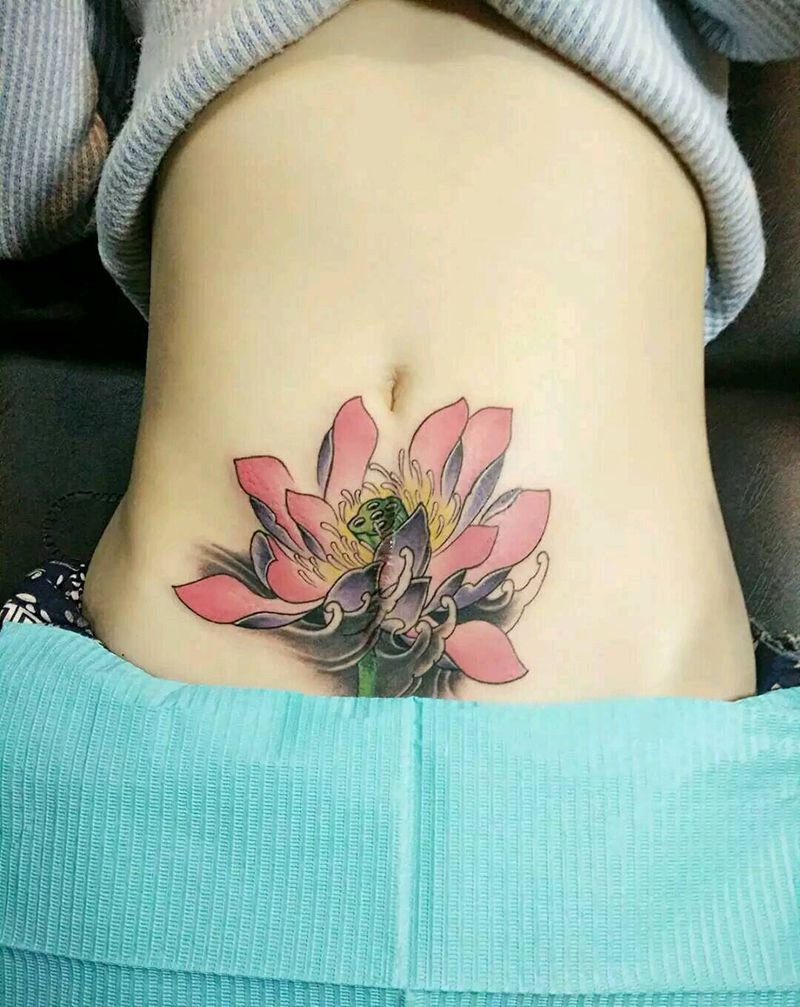 抛妇产疤痕遮盖纹身图片