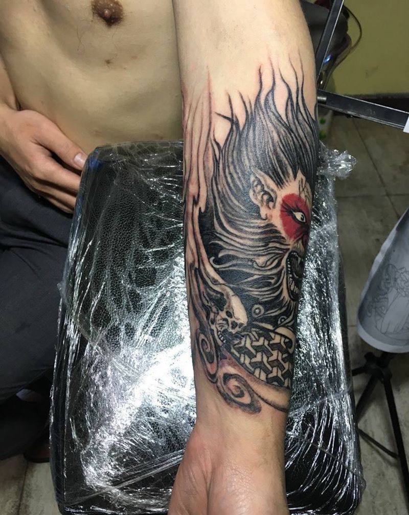 遮盖大面积烫伤纹身图片