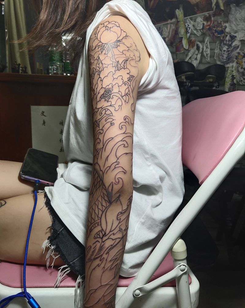 特价线条纹身图片_手臂新传统老传统纹身图案