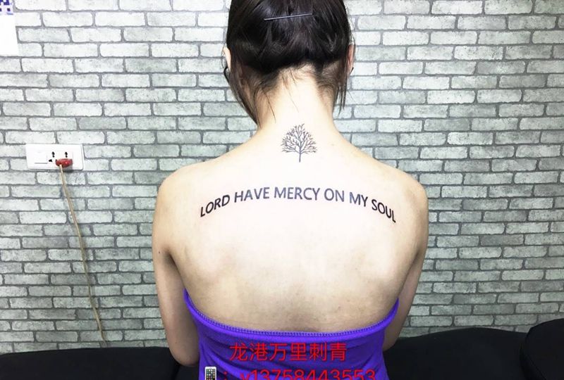 打印体英文纹身图片