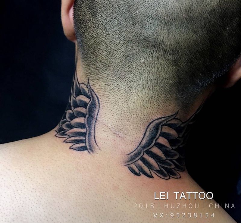 翅膀纹身图片