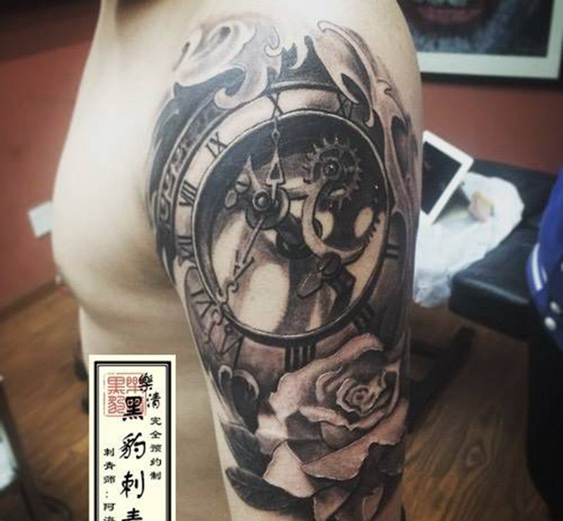 钟表系列纹身图片_成品肩部臀部脚部欧美静物原创纹身图案