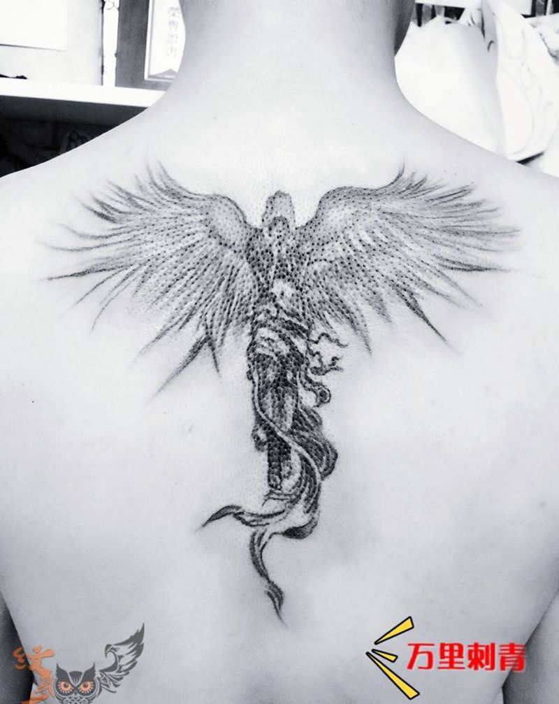 守护神纹身图片_成品背部欧美人物纹身图案