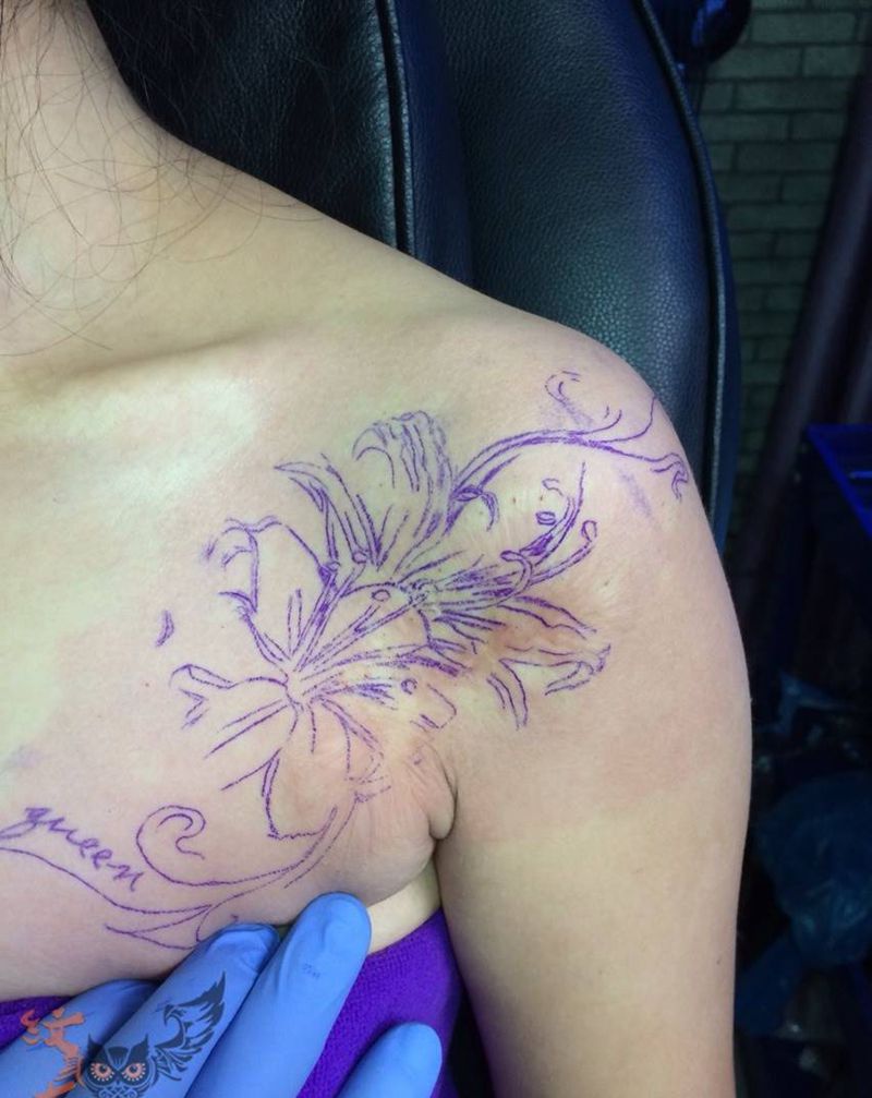 花纹身图片_成品肩部欧美植物纹身图案