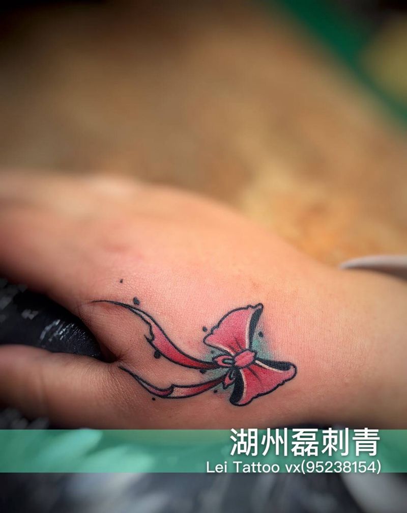 蝴蝶结纹身图片