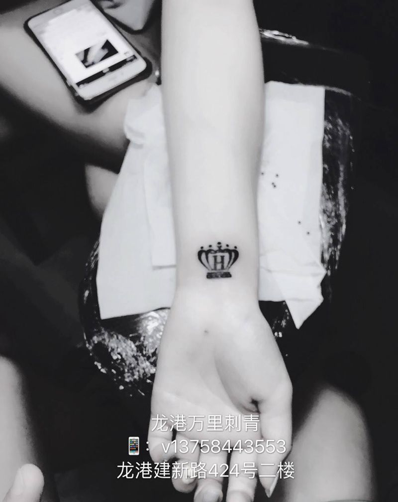 小皇冠纹身图片