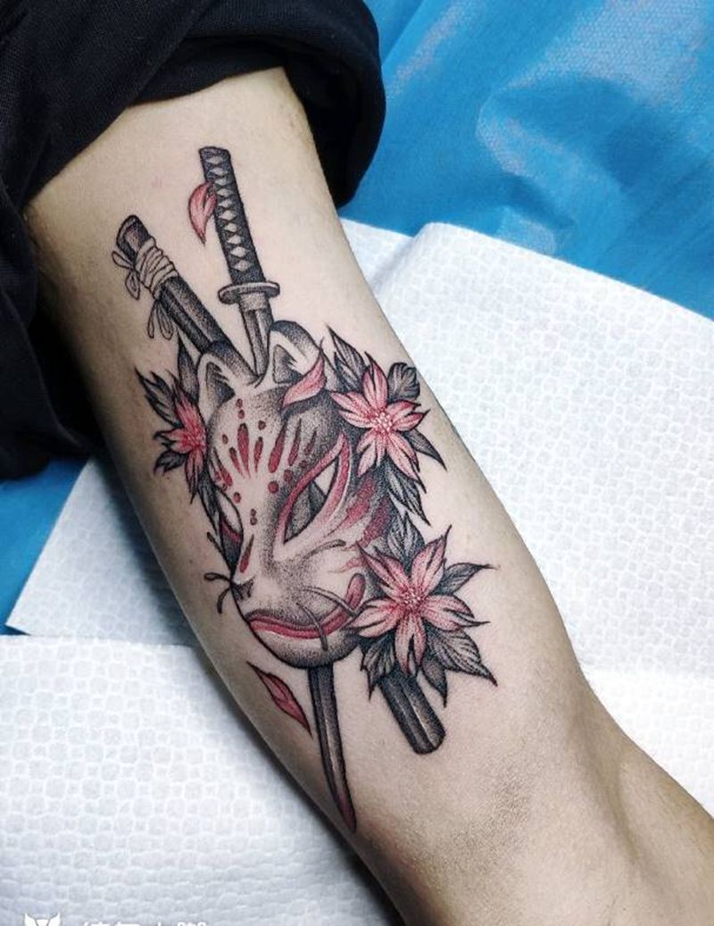 狐仙面具纹身图片_手臂新传统点刺纹身图案