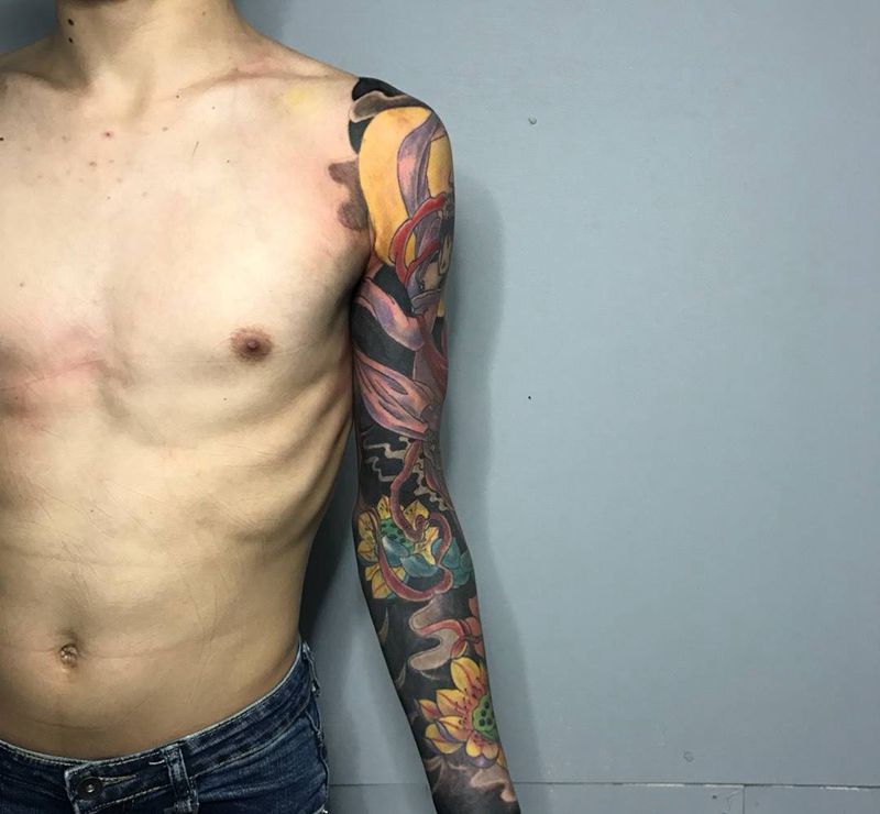 飞天花臂纹身图片