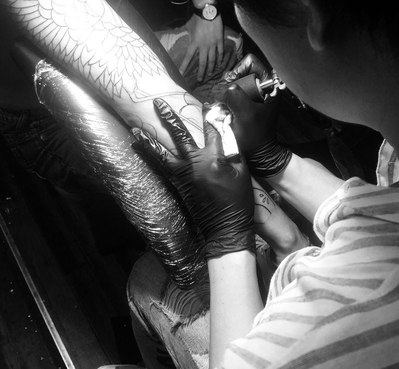 仙鹤花臂进度纹身图片_手臂老传统纹身图案