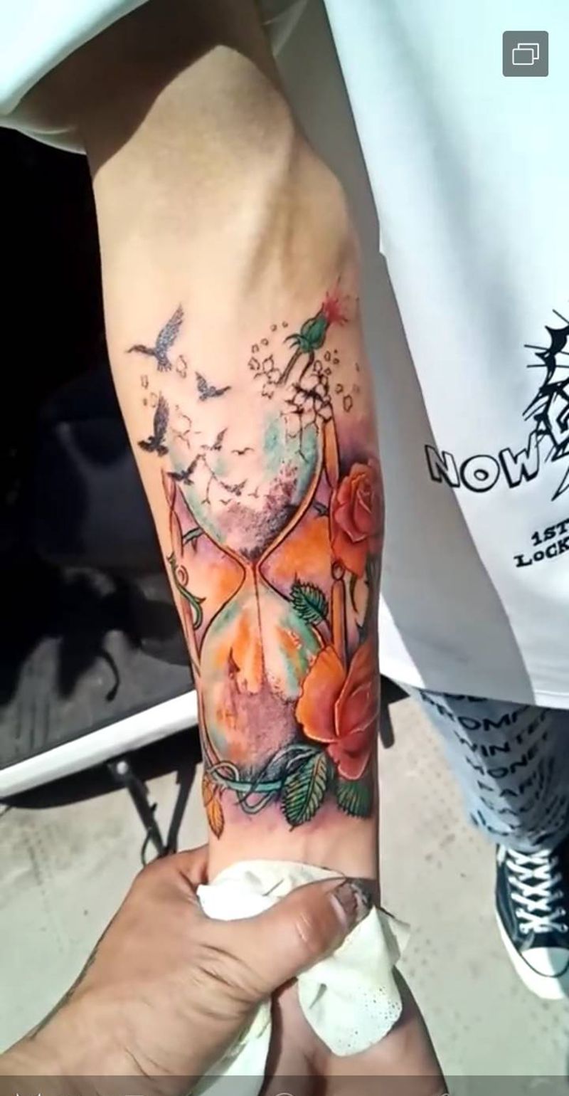 彩色。纹身图片_手臂纹身图案