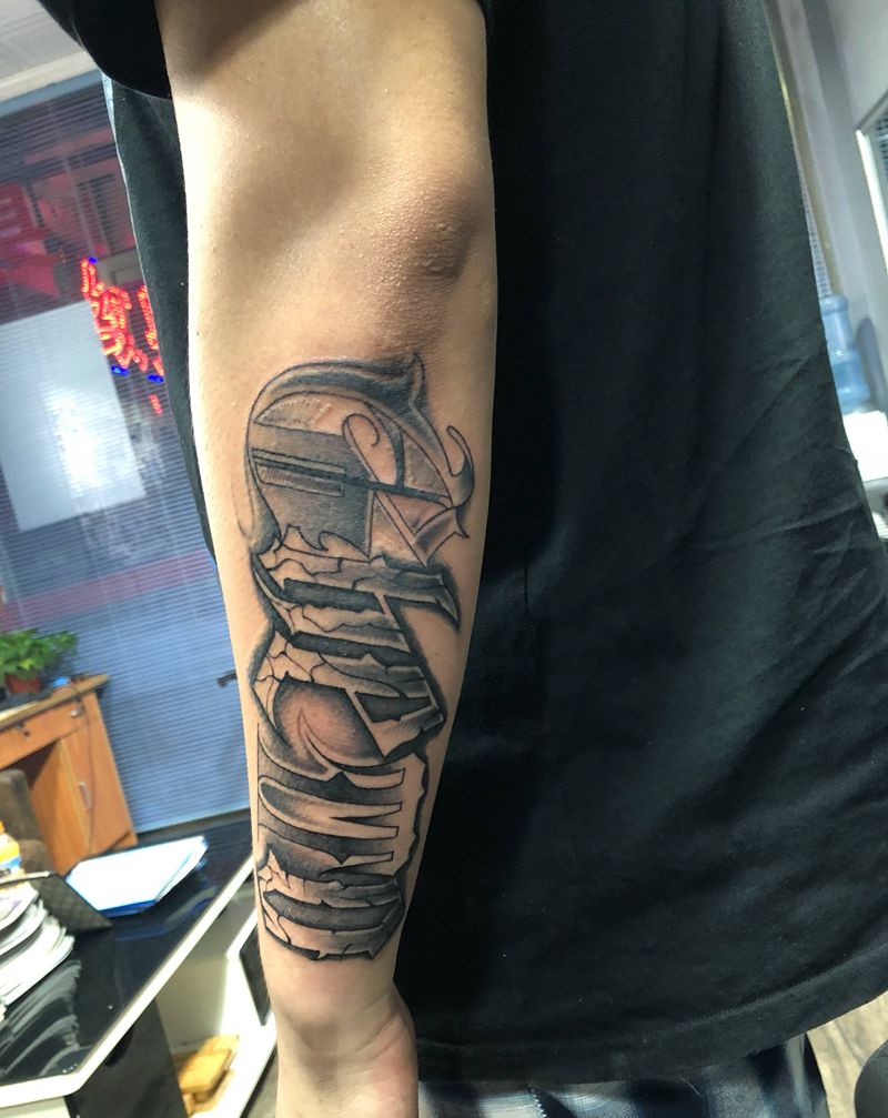 花体字纹身图片_手臂花体字花体字纹身图案