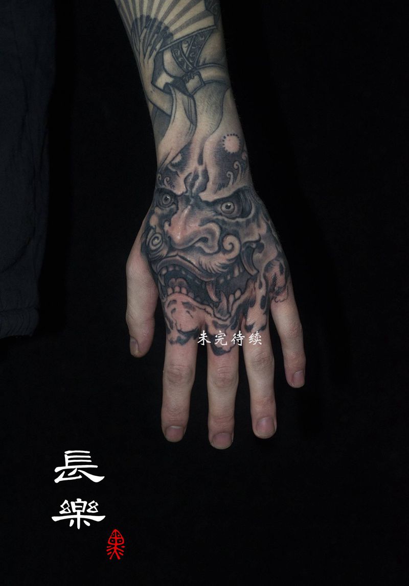 未完待续纹身图片_手部手臂老传统新传统唐狮纹身图案