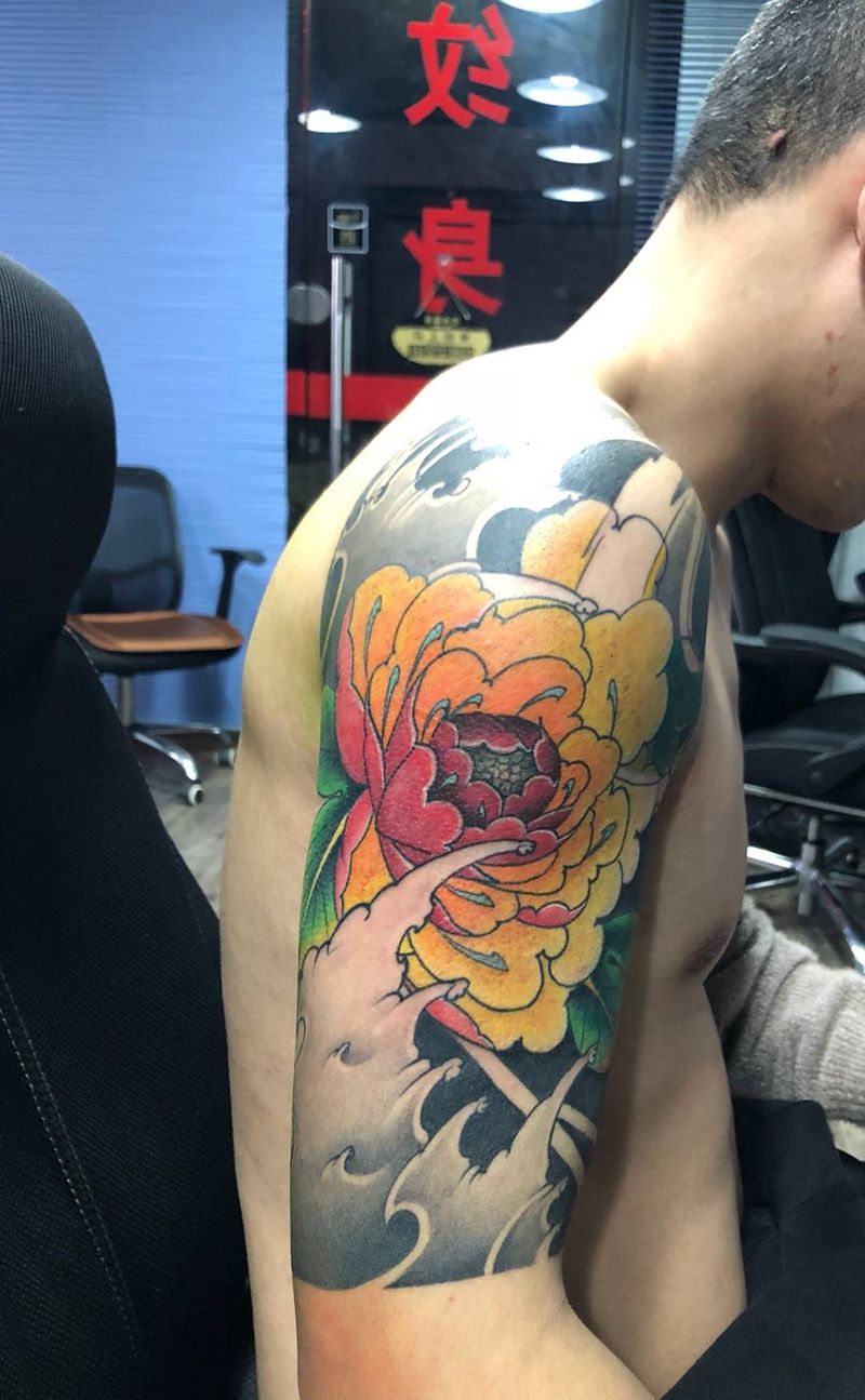 花 水浪纹身图片