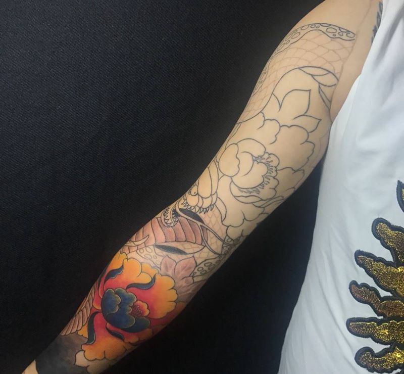 蛇牡丹纹身图片