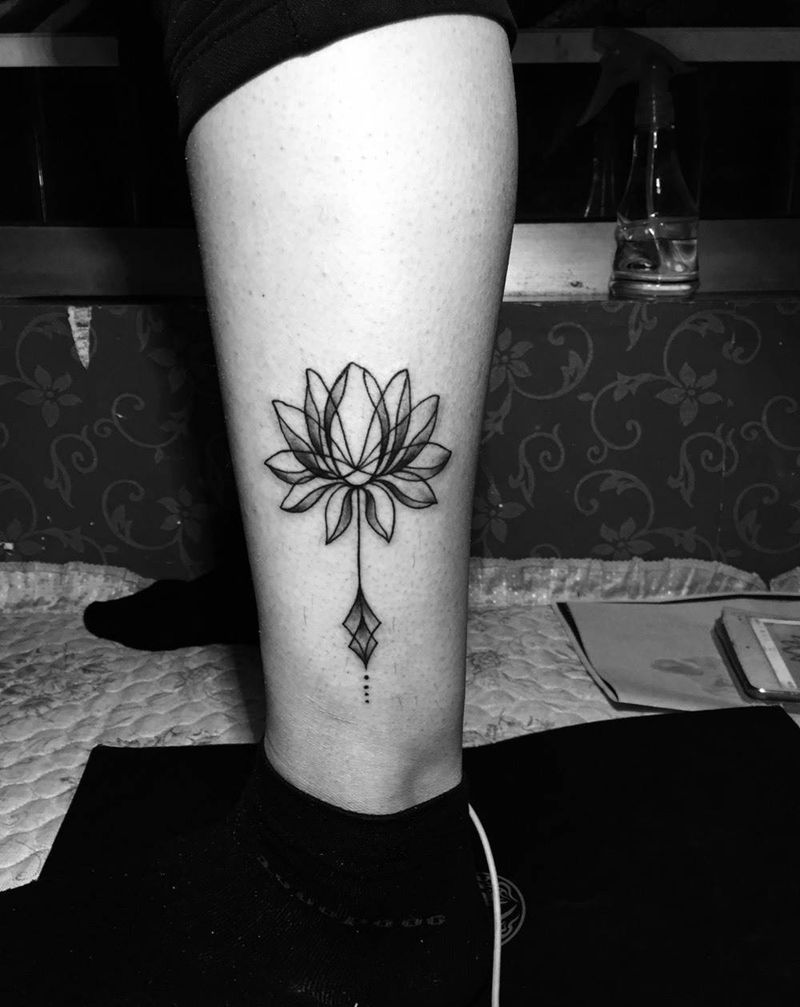 莲纹身图片