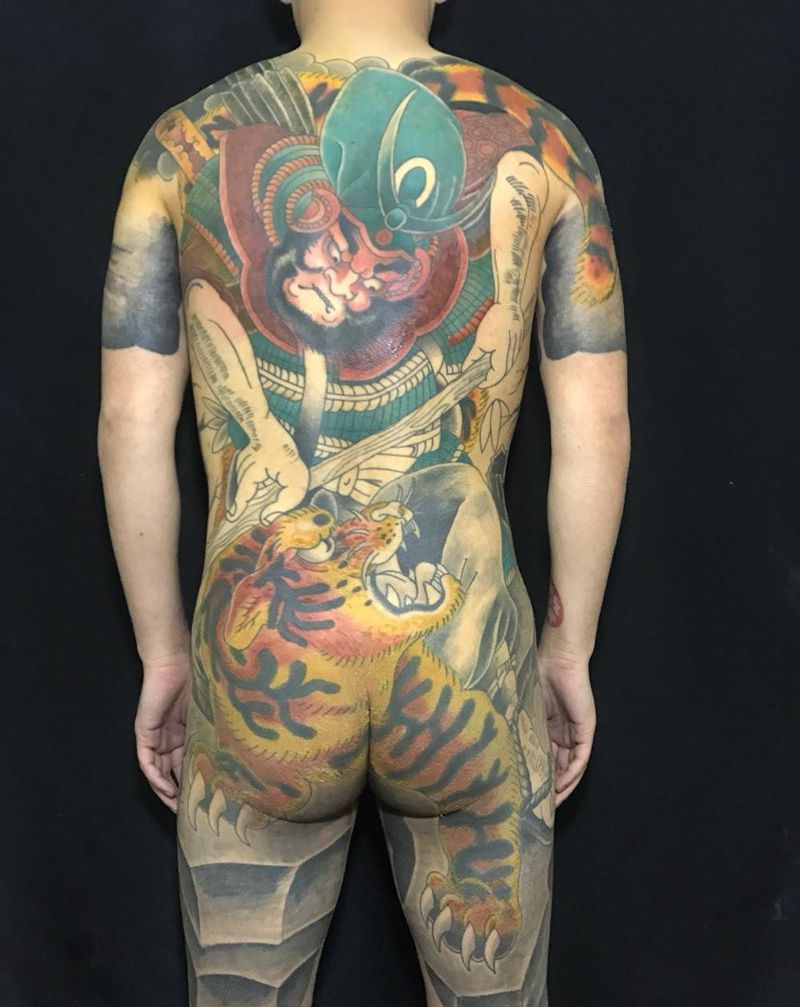 打虎将李忠纹身图片