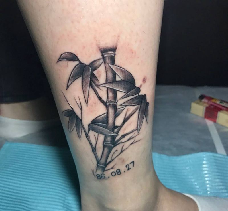 竹纹身图片_腿部成品传统植物纹身图案