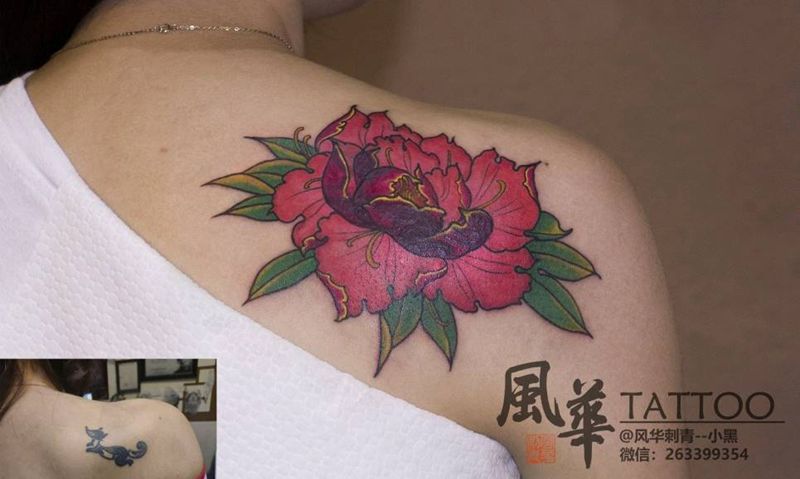 遮盖多年不开心纹身图片_肩部背部新传统老传统花牡丹纹身图案