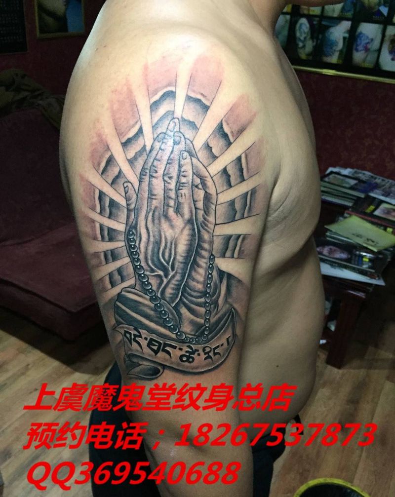 佛手之祈祷之手完工纹身图片