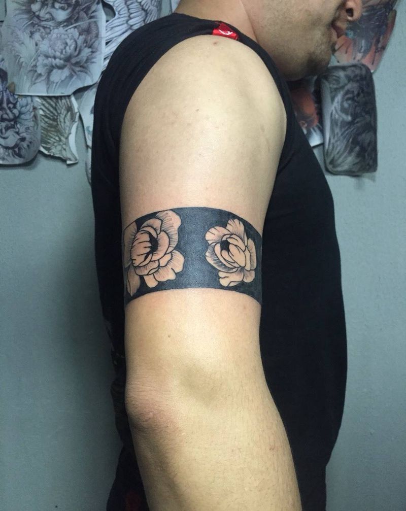 臂环纹身图片