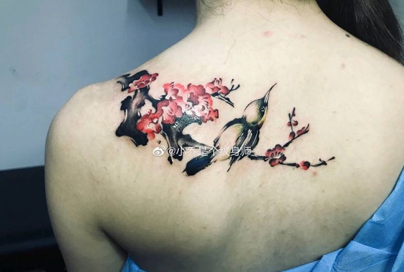 水墨鸟纹身图片_背部纹身图案