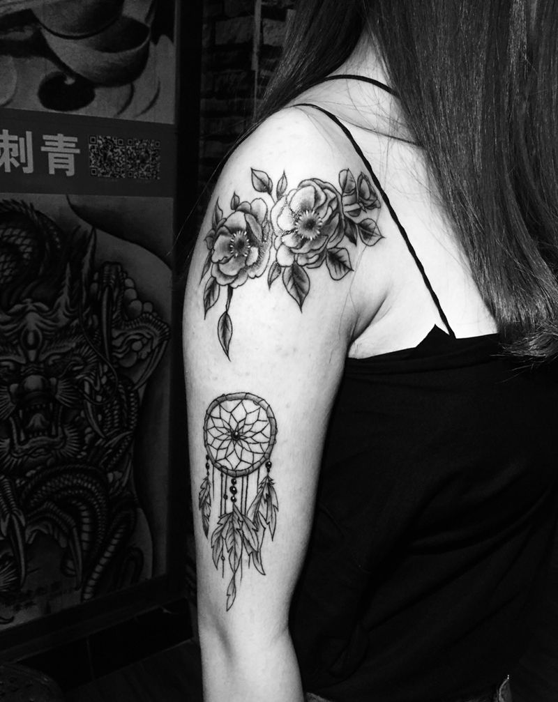 每月一个，明年就是花臂了[呲牙]纹身图片