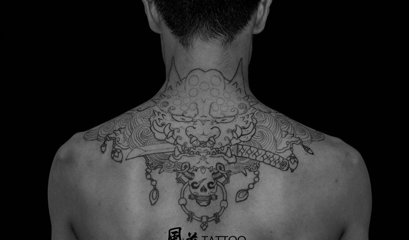 唐狮纹身图片_肩部背部老传统新传统唐狮纹身图案